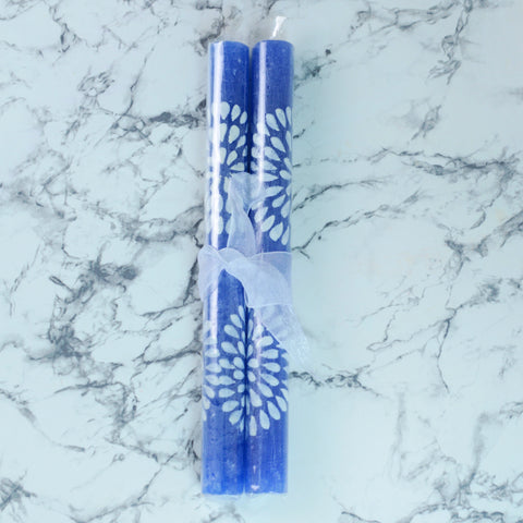 A Pair of Hand Painted Candle Royal blue W White Petals